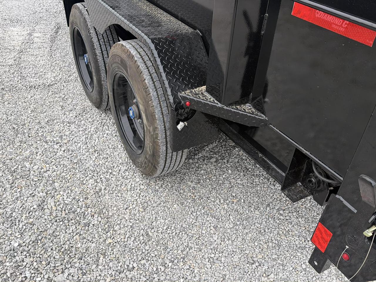 Diamond C Trailers LPT208  2027