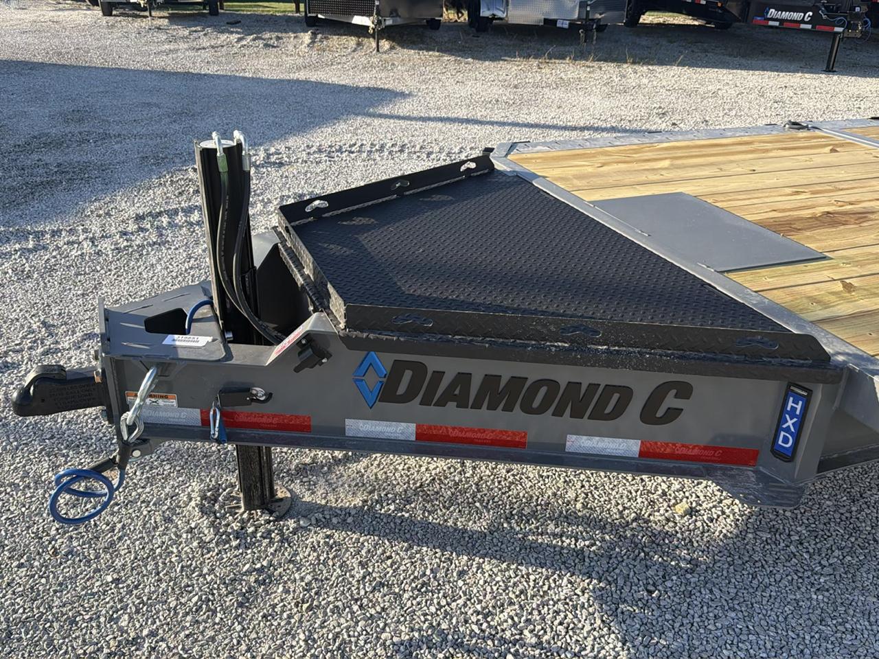 Diamond C Trailers HXD  2027