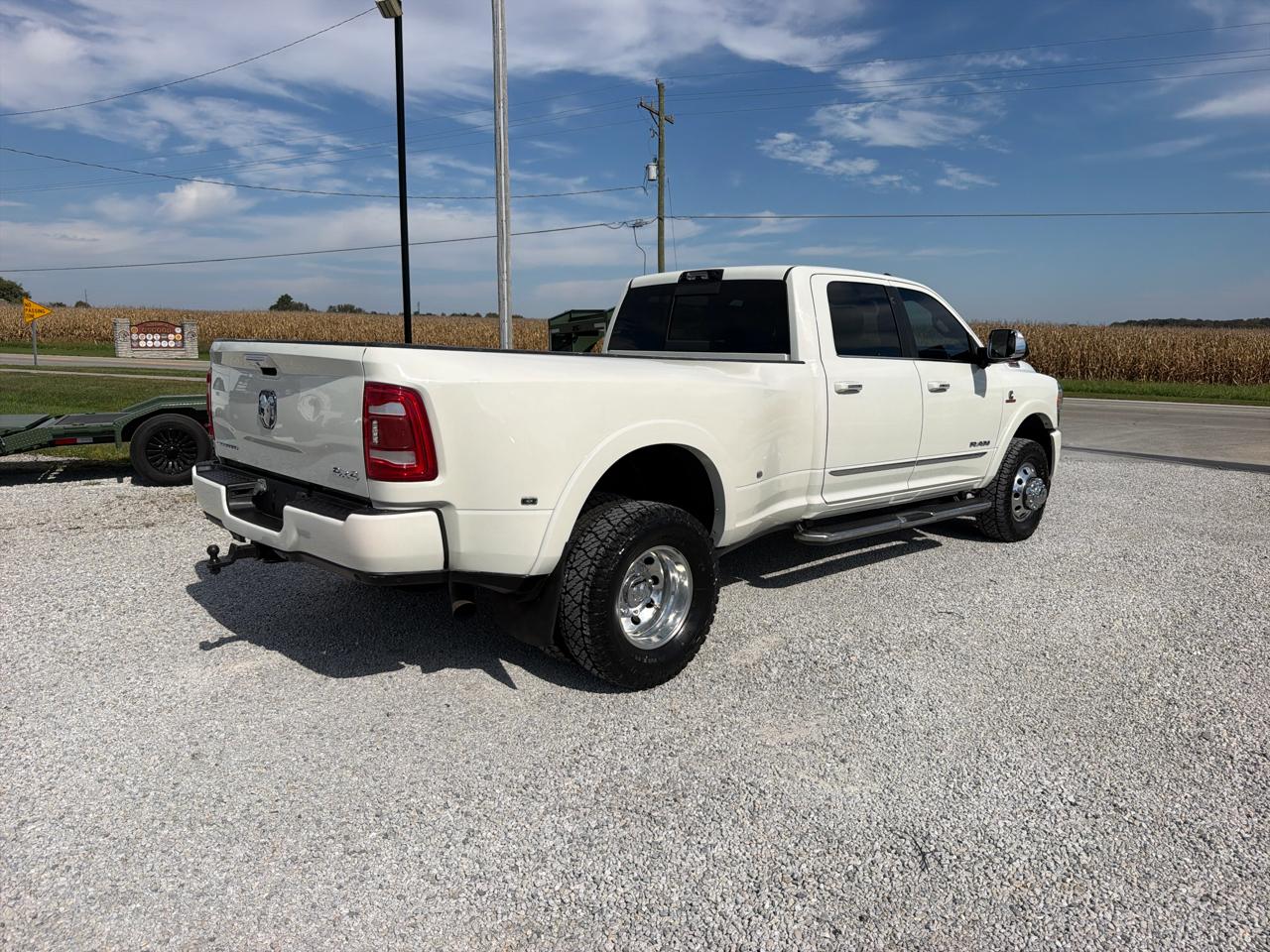 RAM 3500 Limited 4x4 Crew Cab 8' Box 2022