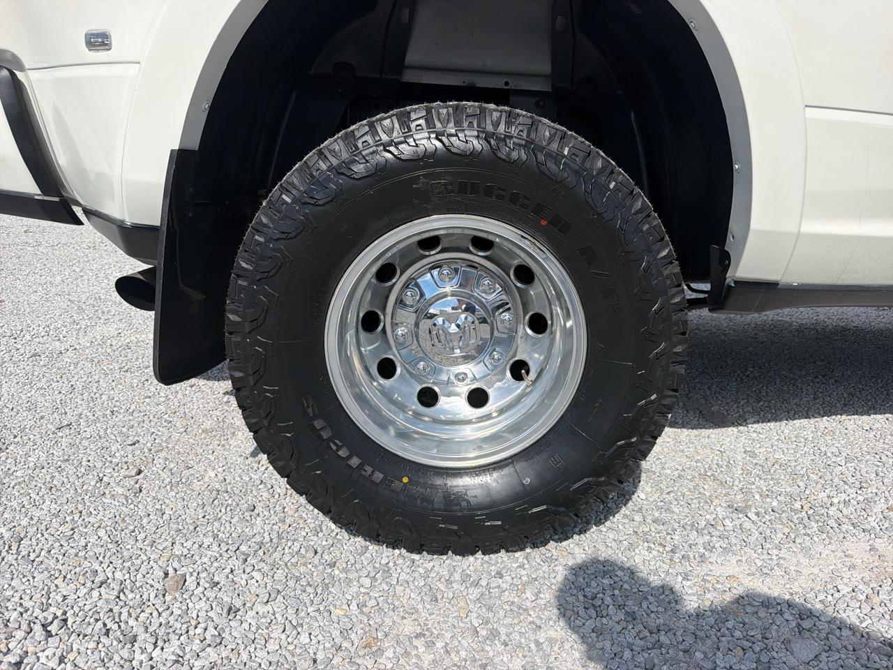 RAM 3500 Limited 4x4 Crew Cab 8' Box 2022
