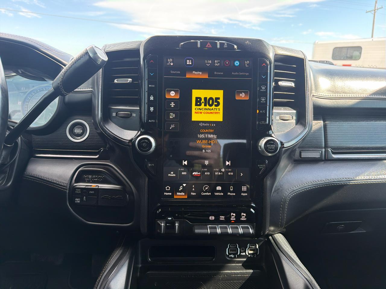 RAM 3500 Limited 4x4 Crew Cab 8' Box 2022
