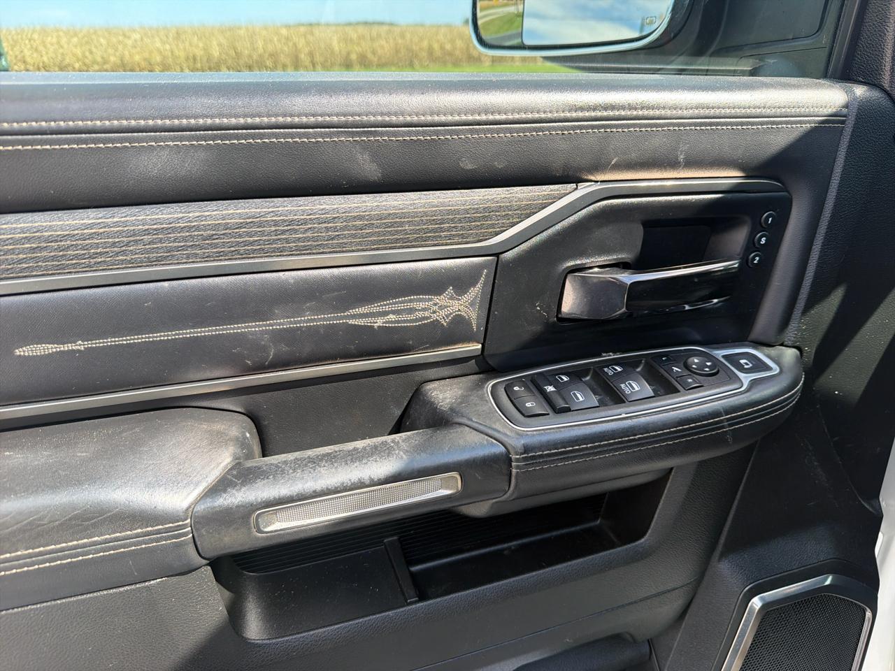 RAM 3500 Limited 4x4 Crew Cab 8' Box 2022