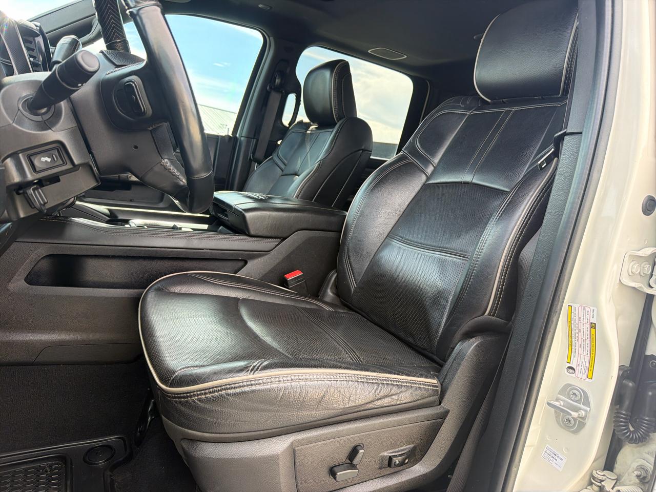 RAM 3500 Limited 4x4 Crew Cab 8' Box 2022