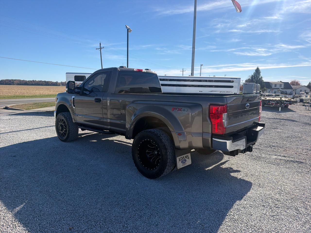 Ford Super Duty F-350 DRW 4WD Reg Cab 137" XL 2020