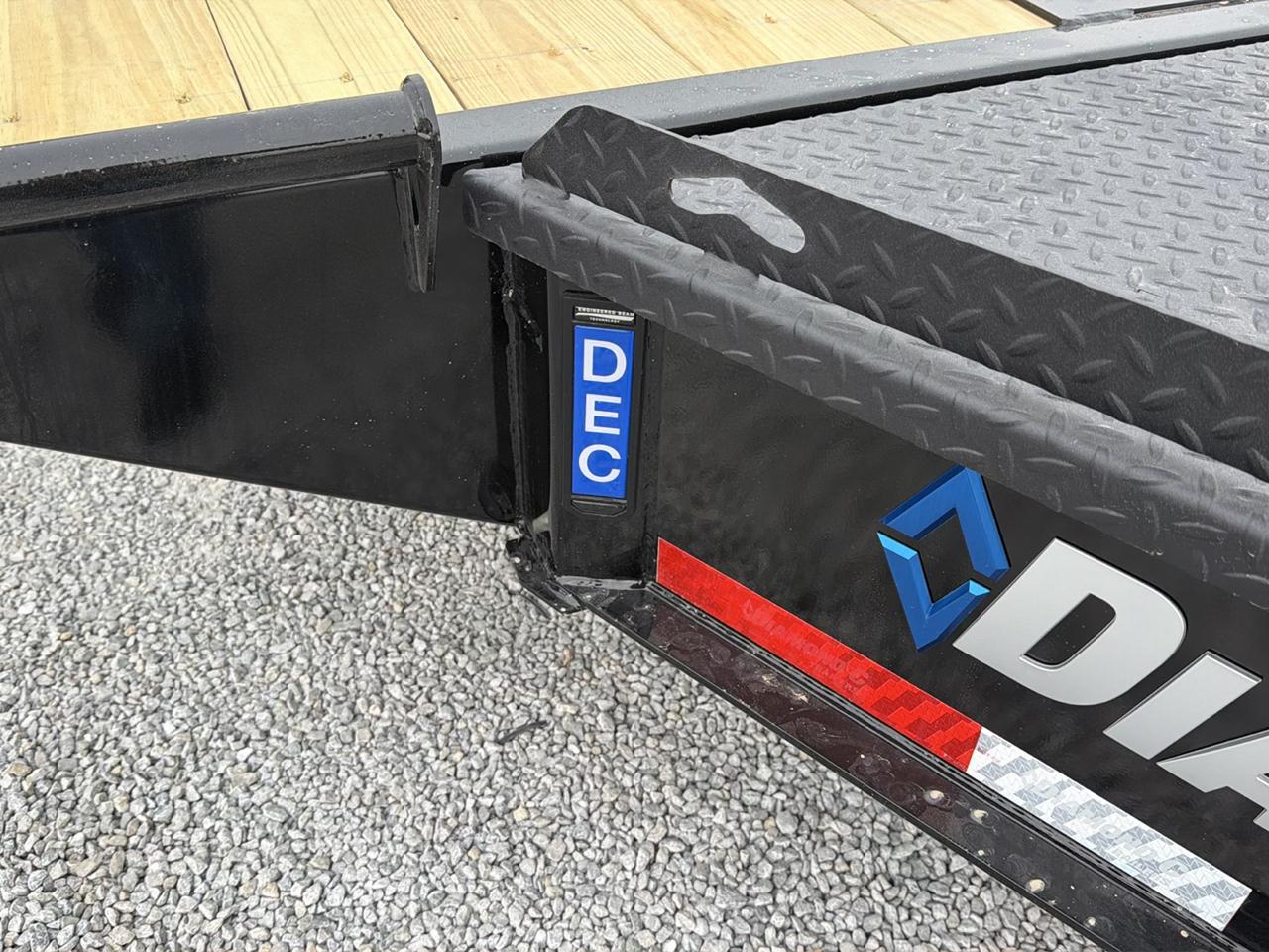 Diamond C Trailers DEC  2027