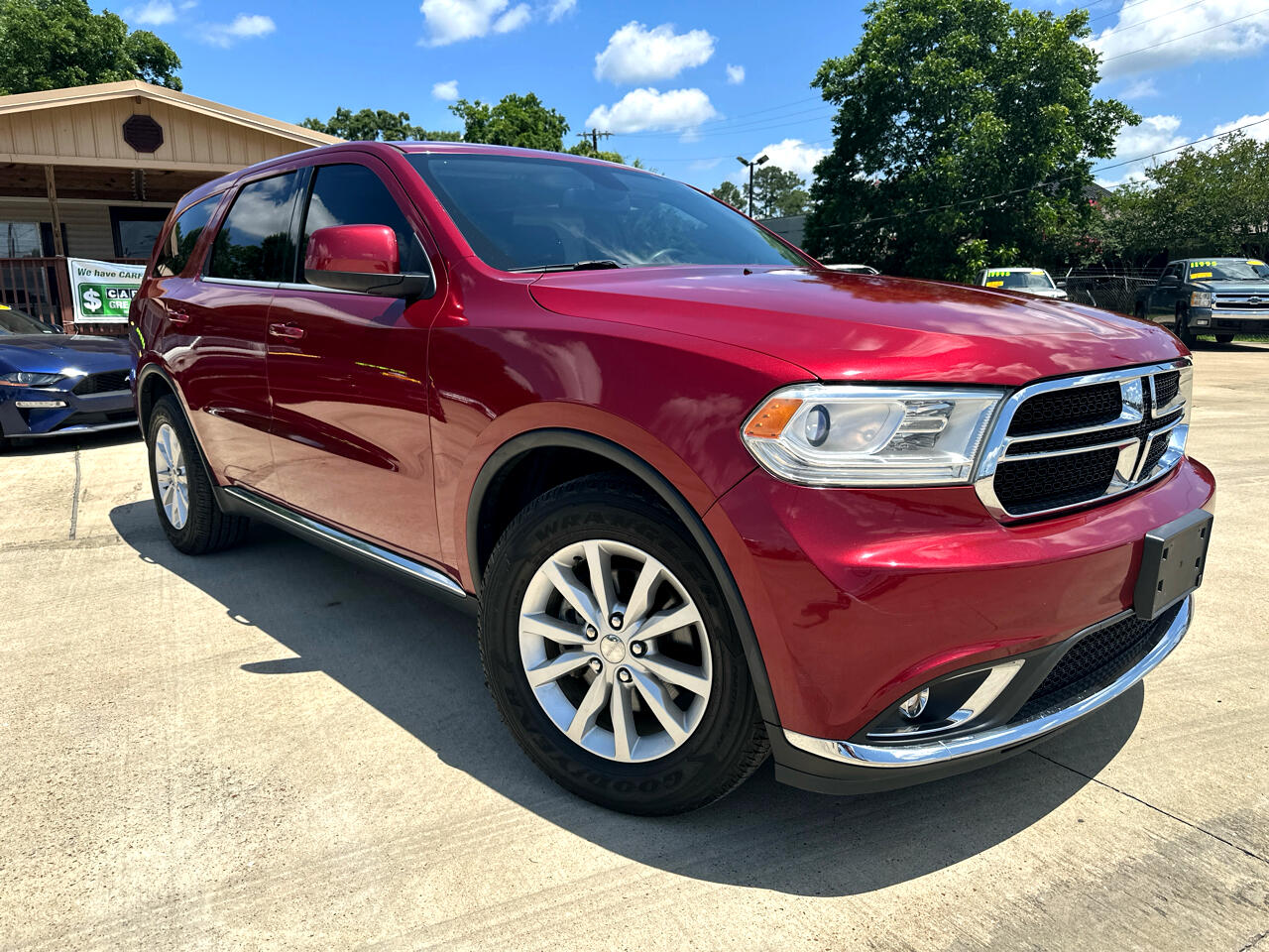 2015 Dodge Durango SXT photo 2