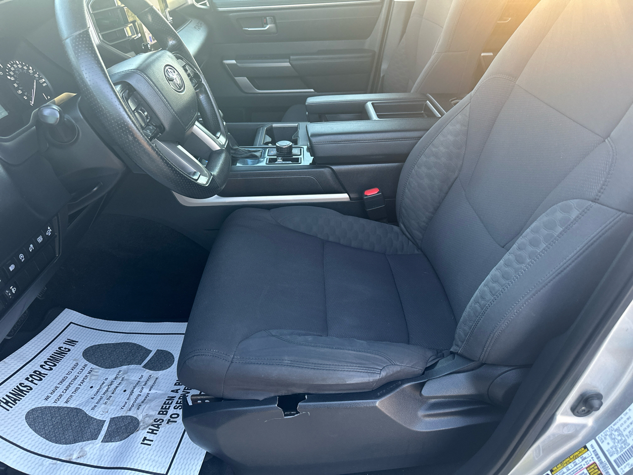 Toyota Tundra 4WD SR5 CrewMax 5.5' Bed (Natl) 2022 Toyota Tundra 4WD SR5 CrewMax 5.5' Bed (Natl) 2022