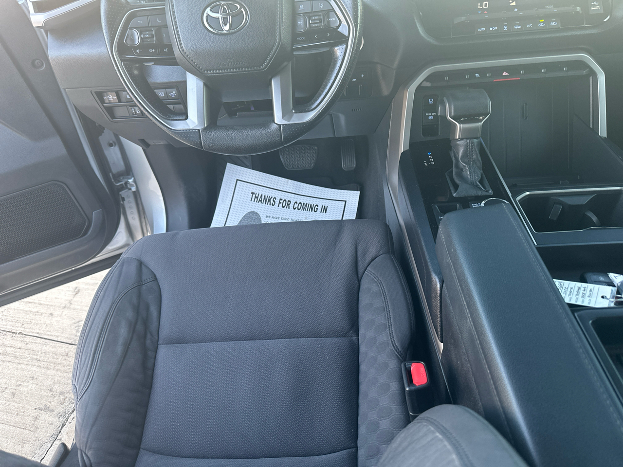 Toyota Tundra 4WD SR5 CrewMax 5.5' Bed (Natl) 2022 Toyota Tundra 4WD SR5 CrewMax 5.5' Bed (Natl) 2022