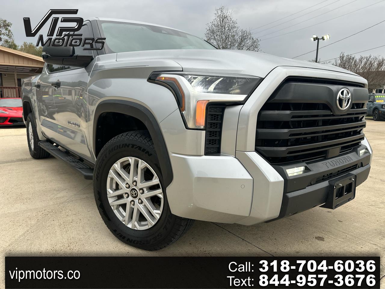 2022 Toyota Tundra SR5's photo