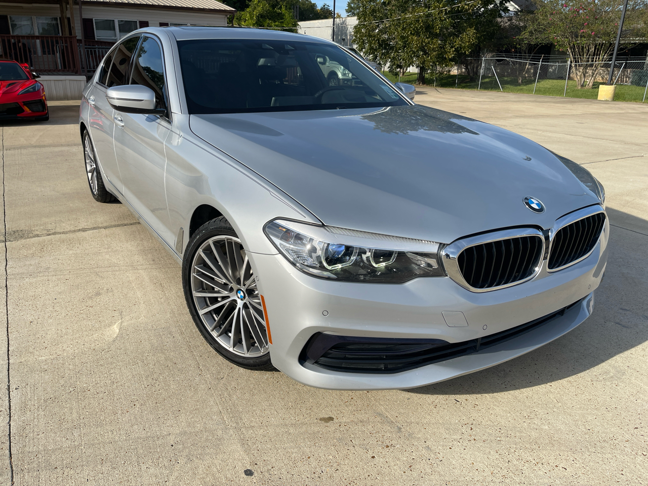 BMW 5 Series 530i Sedan 2019 BMW 5 Series 530i Sedan 2019