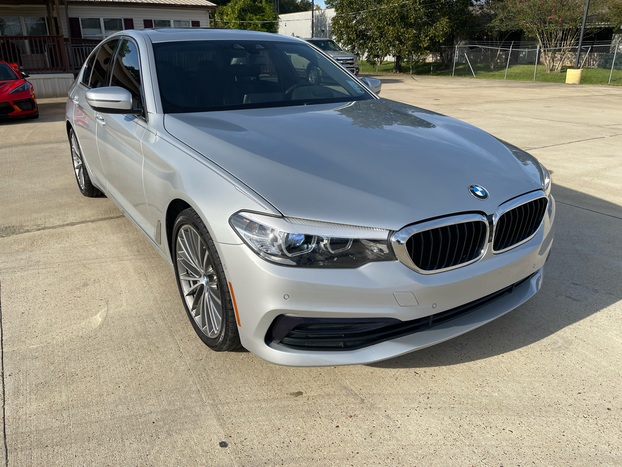 BMW 5 Series 530i Sedan 2019 BMW 5 Series 530i Sedan 2019