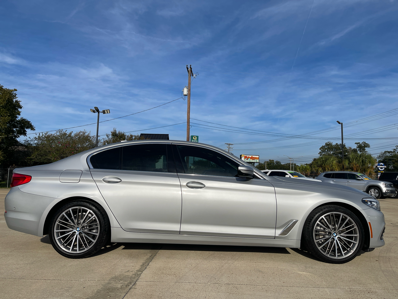 BMW 5 Series 530i Sedan 2019 BMW 5 Series 530i Sedan 2019