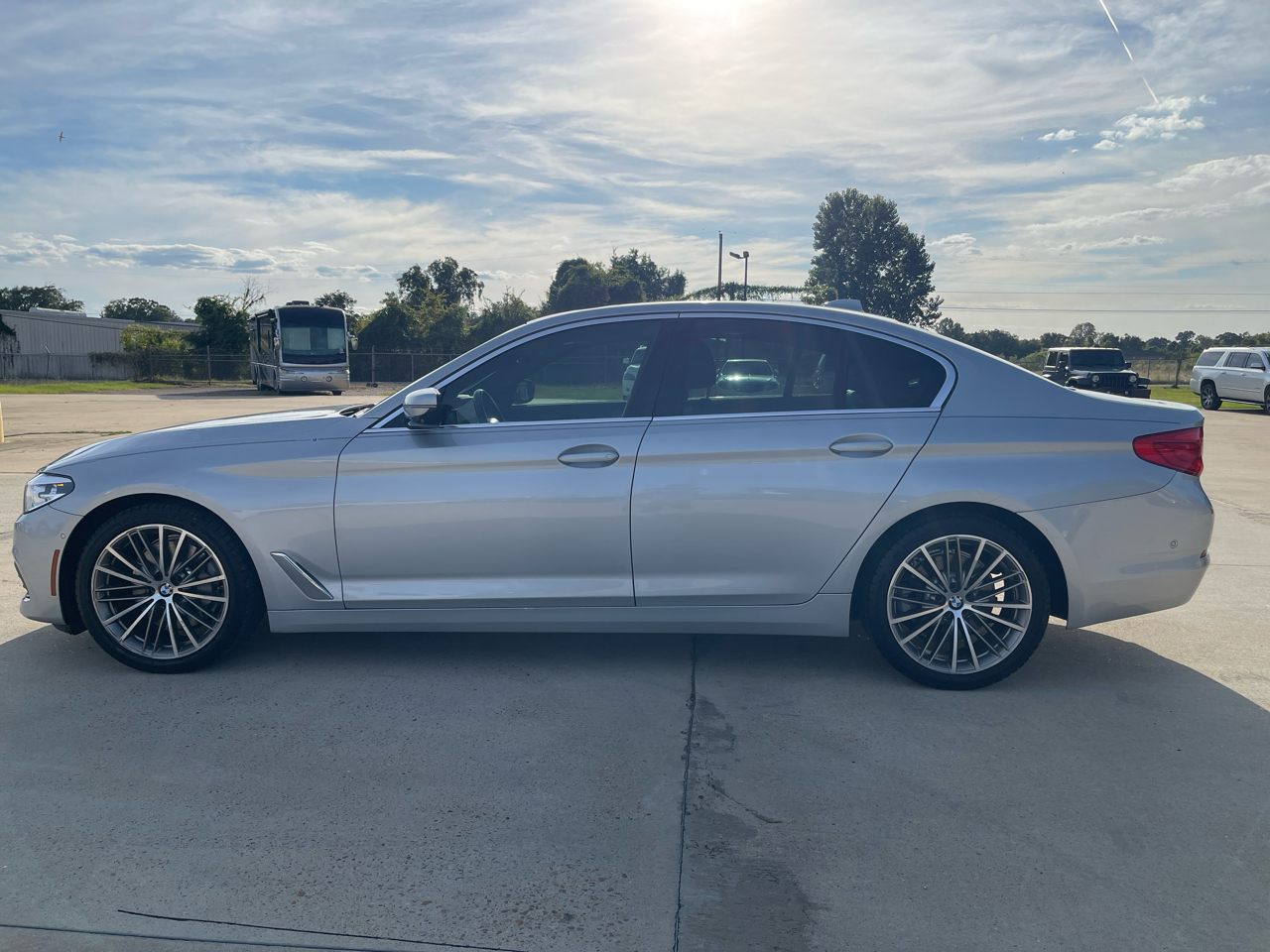 BMW 5 Series 530i Sedan 2019 BMW 5 Series 530i Sedan 2019