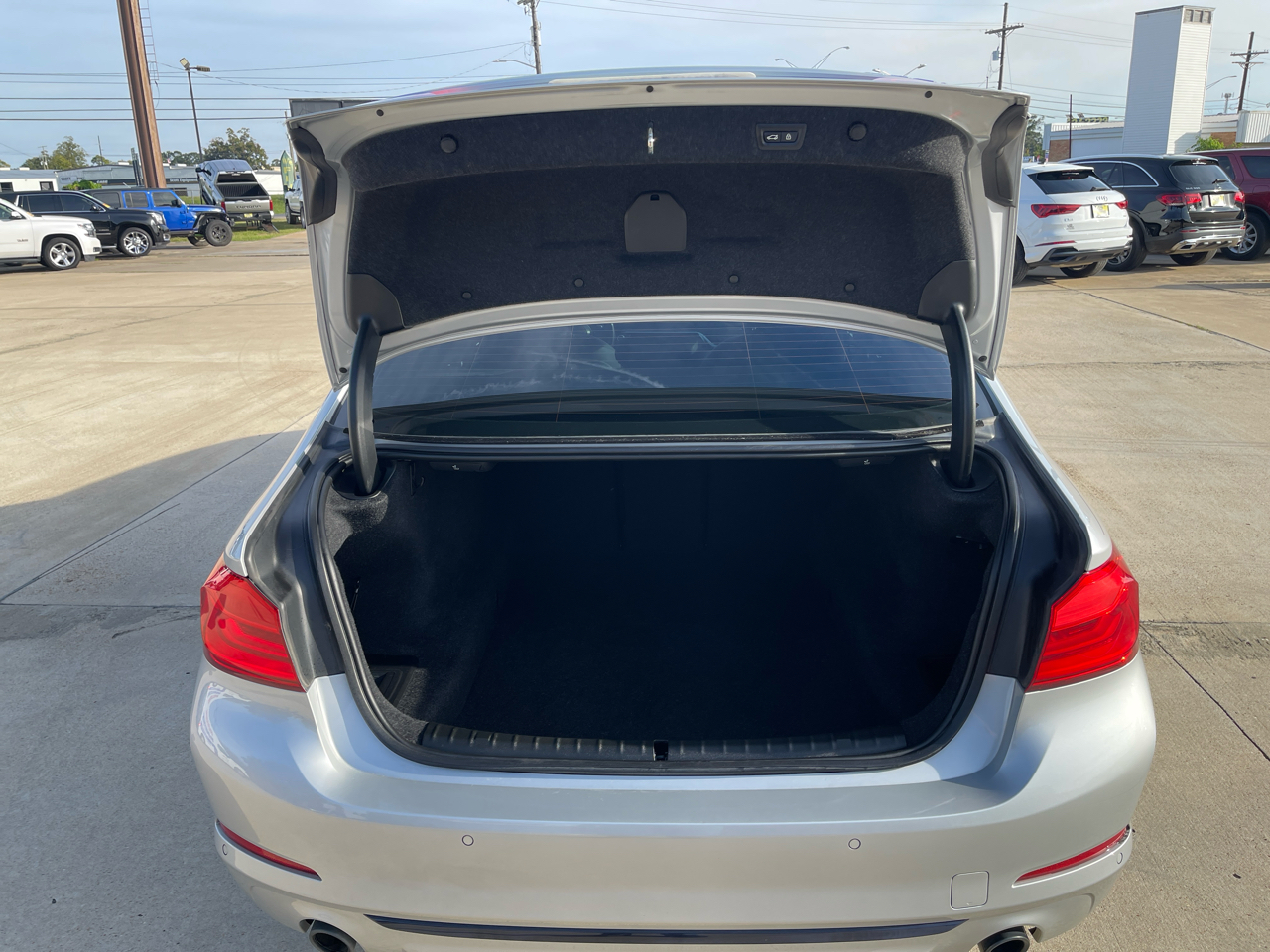 BMW 5 Series 530i Sedan 2019 BMW 5 Series 530i Sedan 2019