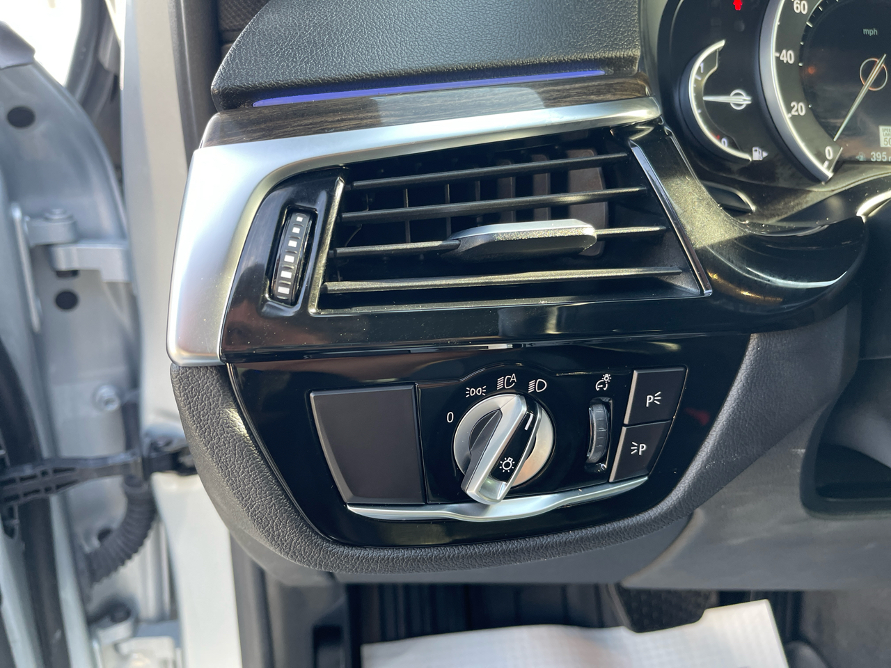 BMW 5 Series 530i Sedan 2019 BMW 5 Series 530i Sedan 2019
