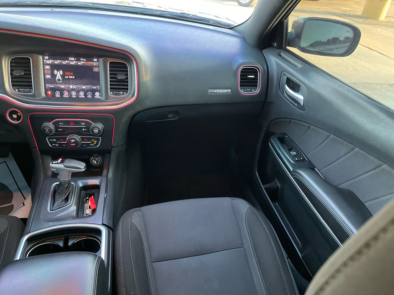 Dodge Charger R/T RWD 2017 Dodge Charger R/T RWD 2017
