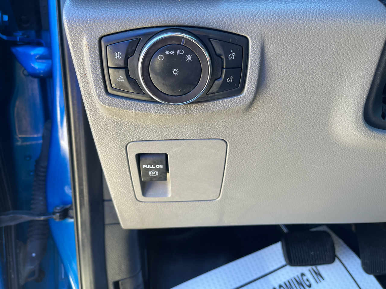 Ford F-150 XL 4WD SuperCrew 5.5' Box 2019