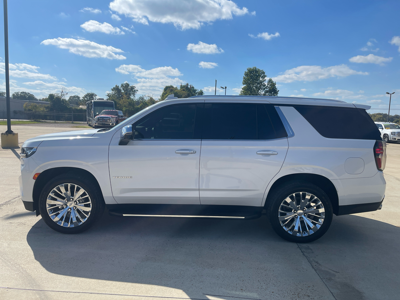 Chevrolet Tahoe 4WD 4dr Premier 2021