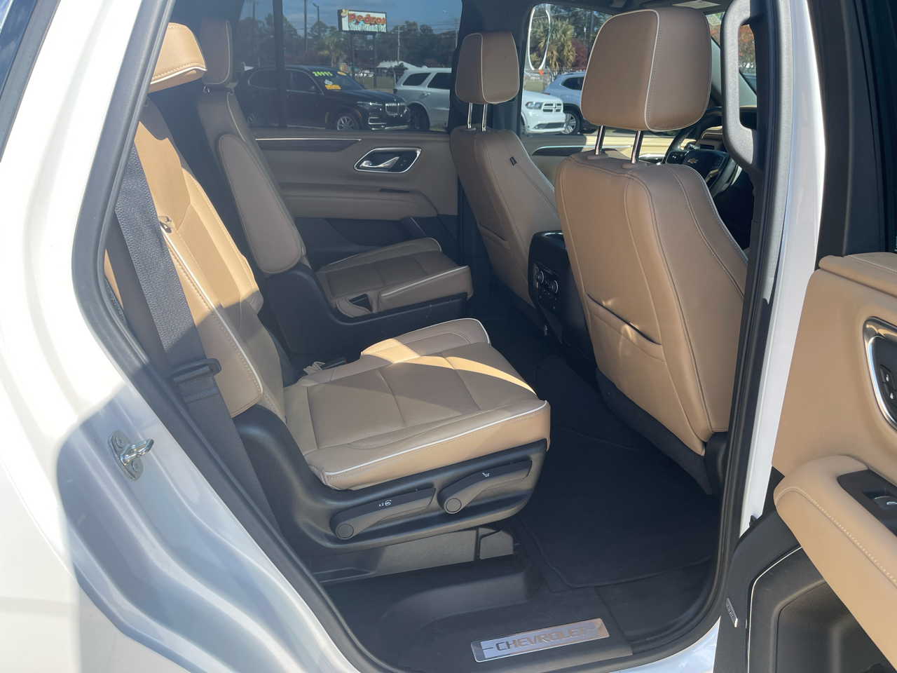Chevrolet Tahoe 4WD 4dr Premier 2021