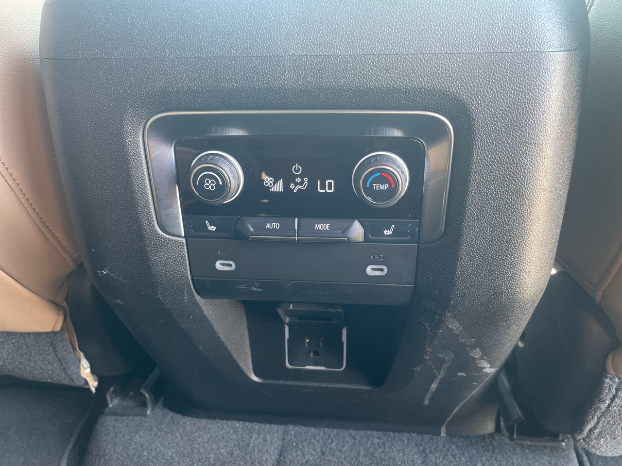 Chevrolet Tahoe 4WD 4dr Premier 2021