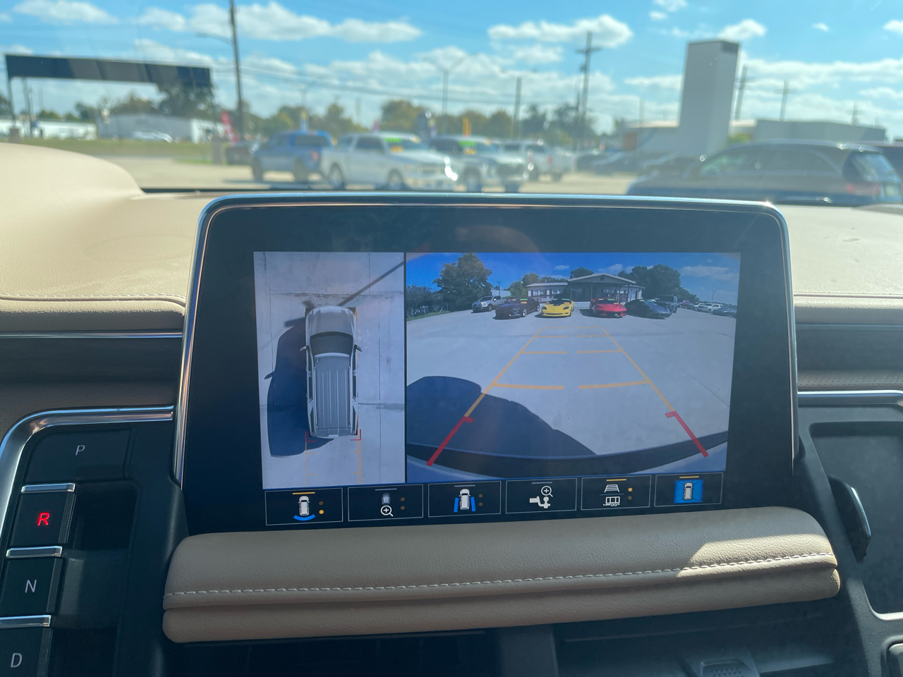 Chevrolet Tahoe 4WD 4dr Premier 2021