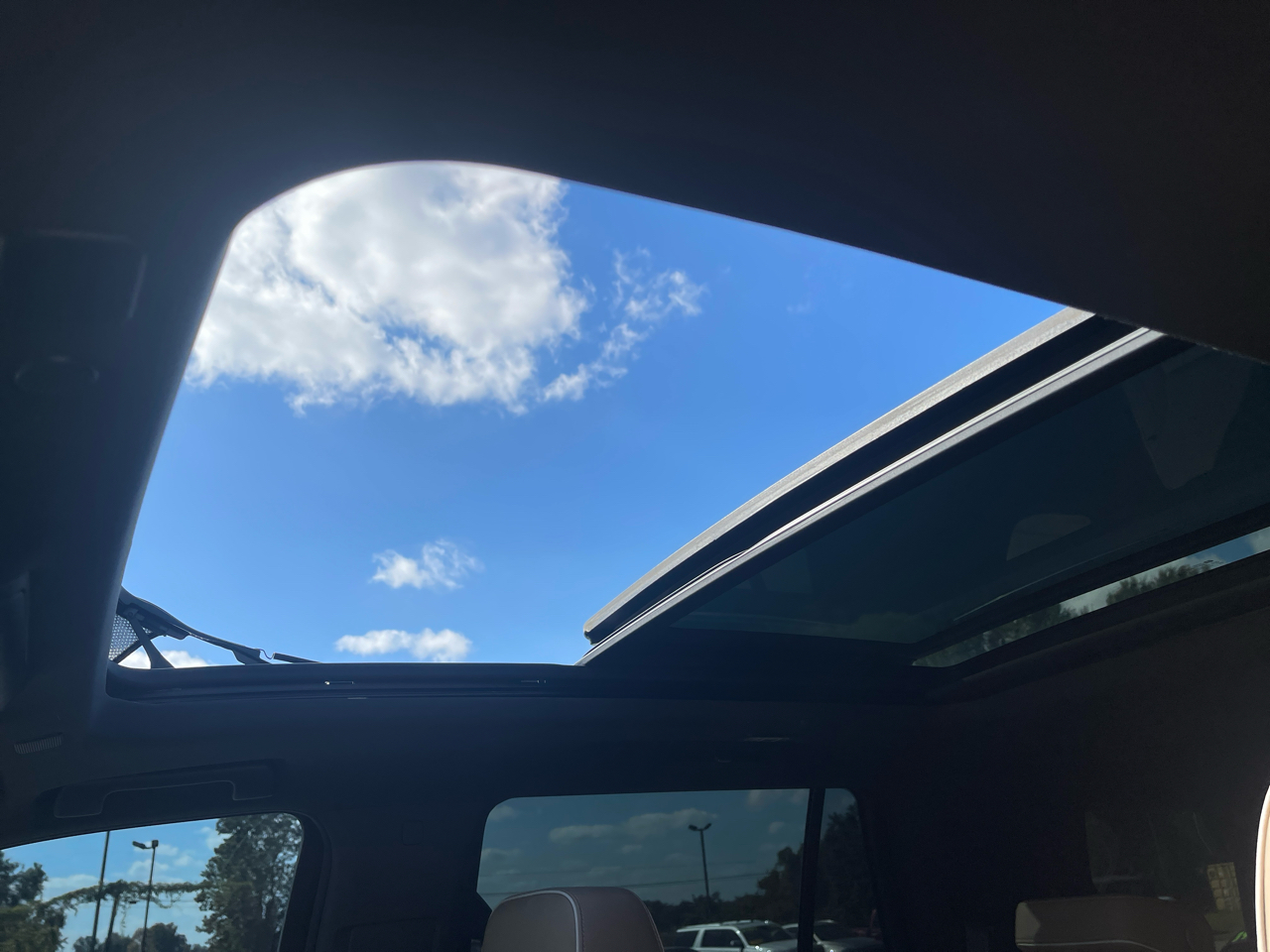 Chevrolet Tahoe 4WD 4dr Premier 2021