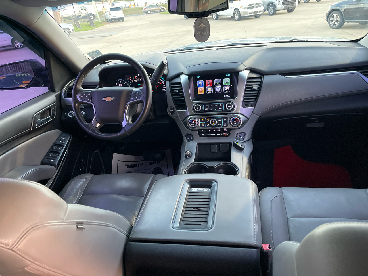 Chevrolet Suburban 4WD 4dr 1500 LT 2017