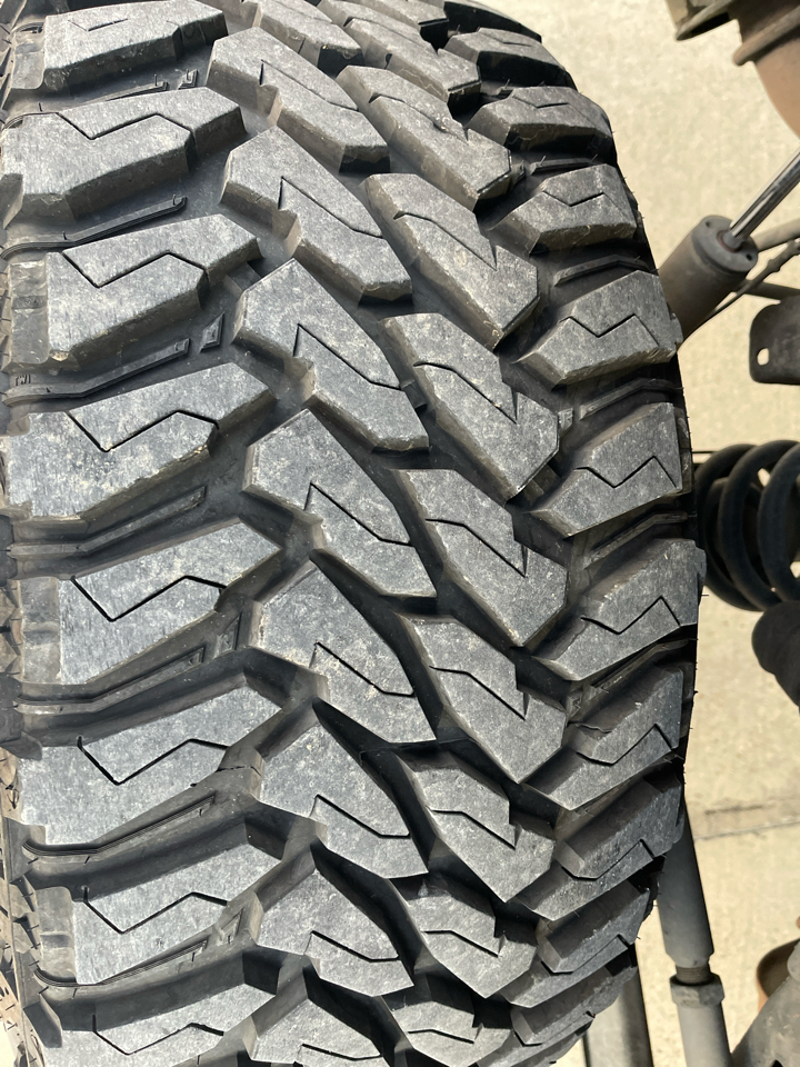 Chevrolet Suburban 4WD 4dr 1500 LT 2017