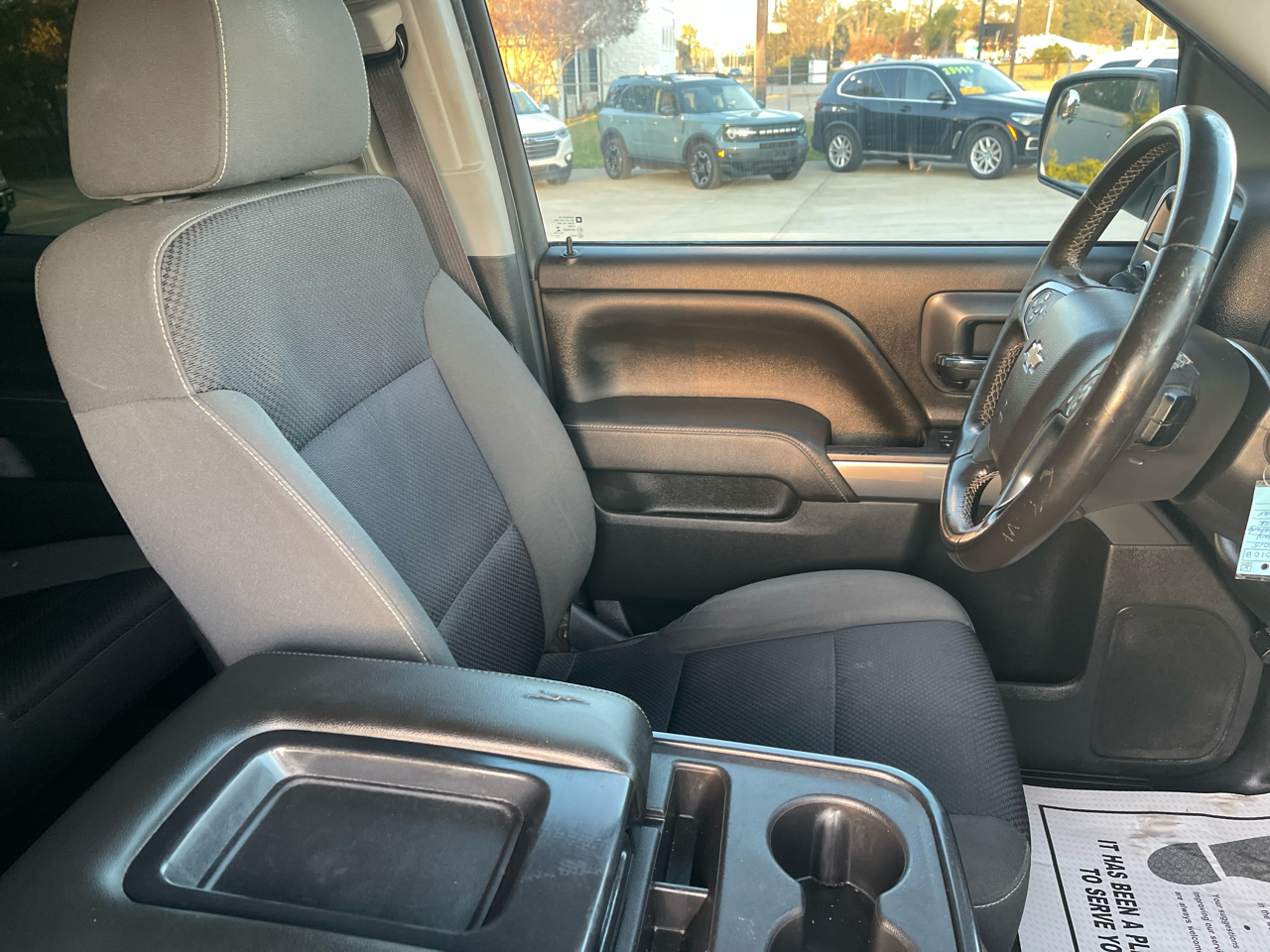 Chevrolet Silverado 1500 4WD Crew Cab 143.5" LT w/1LT 2015