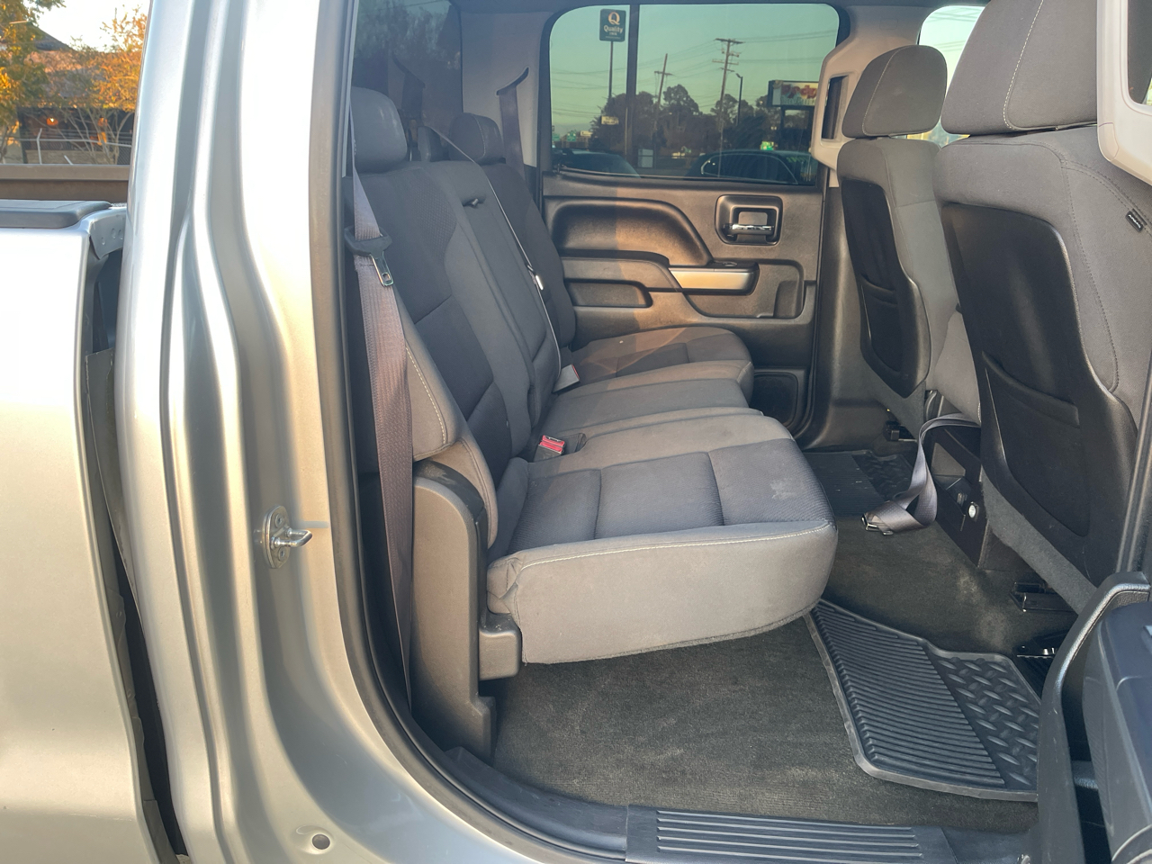 Chevrolet Silverado 1500 4WD Crew Cab 143.5" LT w/1LT 2015