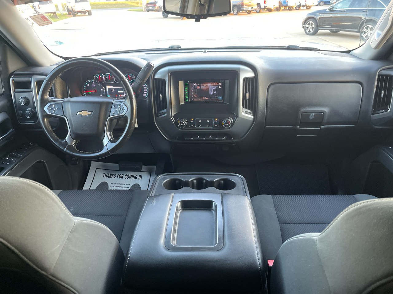 Chevrolet Silverado 1500 4WD Crew Cab 143.5" LT w/1LT 2015