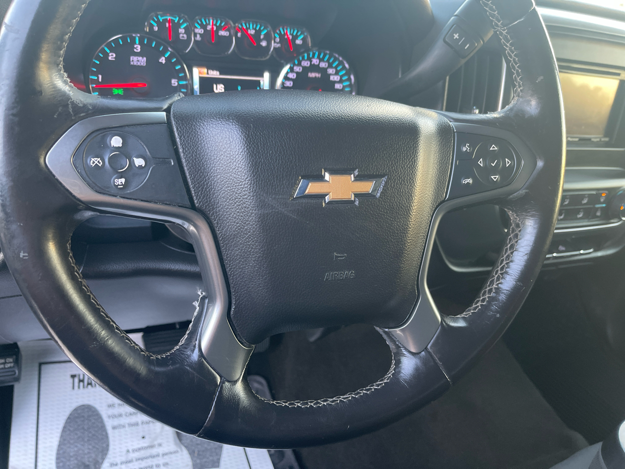 Chevrolet Silverado 1500 4WD Crew Cab 143.5" LT w/1LT 2015