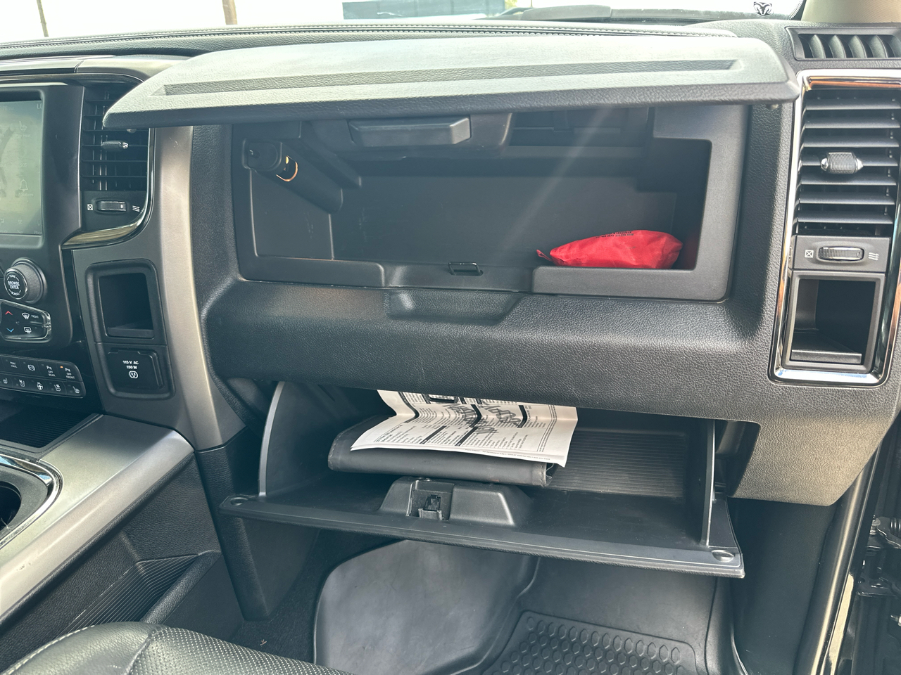 RAM 2500 Laramie 4x4 Crew Cab 6'4" Box 2018