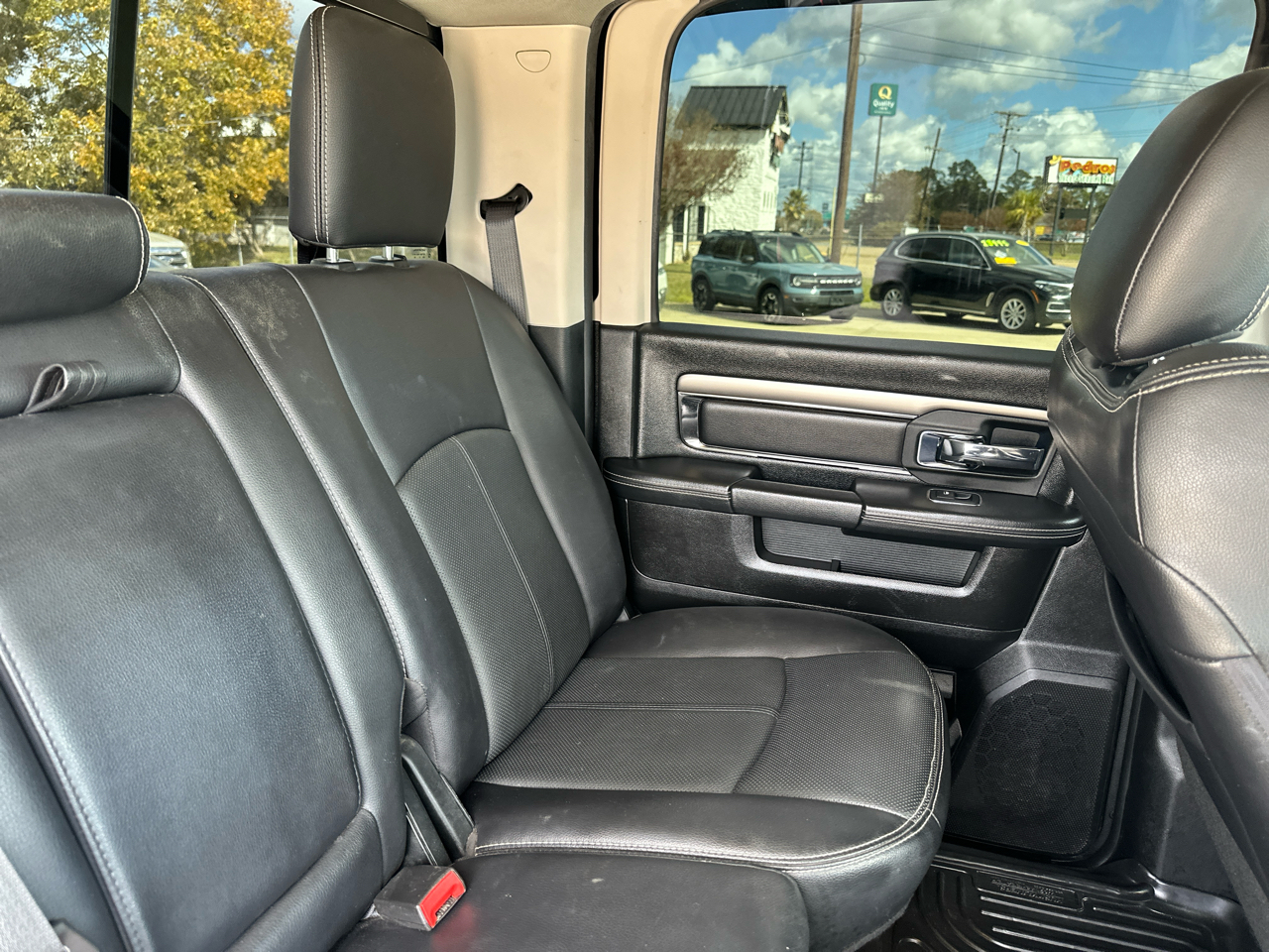 RAM 2500 Laramie 4x4 Crew Cab 6'4" Box 2018