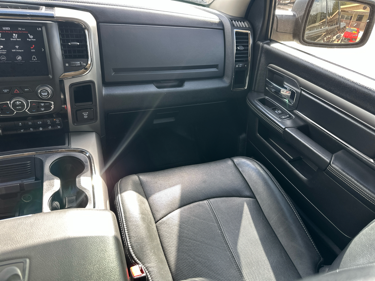 RAM 2500 Laramie 4x4 Crew Cab 6'4" Box 2018