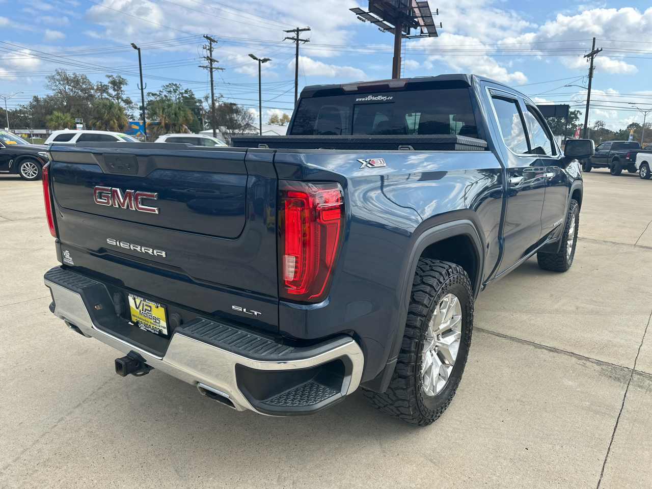 2019 Gmc Sierra 1500 SLT photo 3