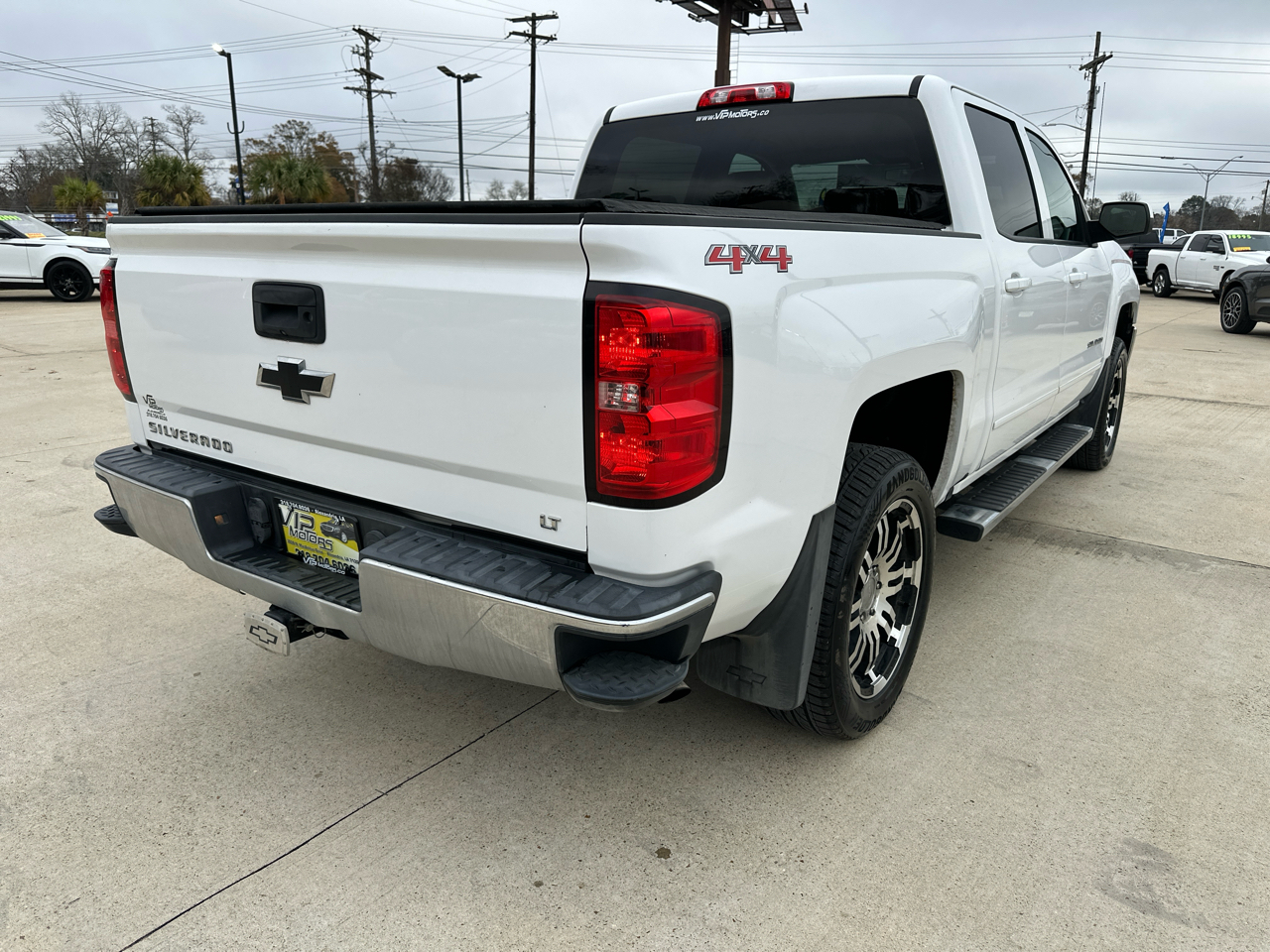 Chevrolet Silverado 1500 4WD Crew Cab 143.5" LT w/1LT 2017