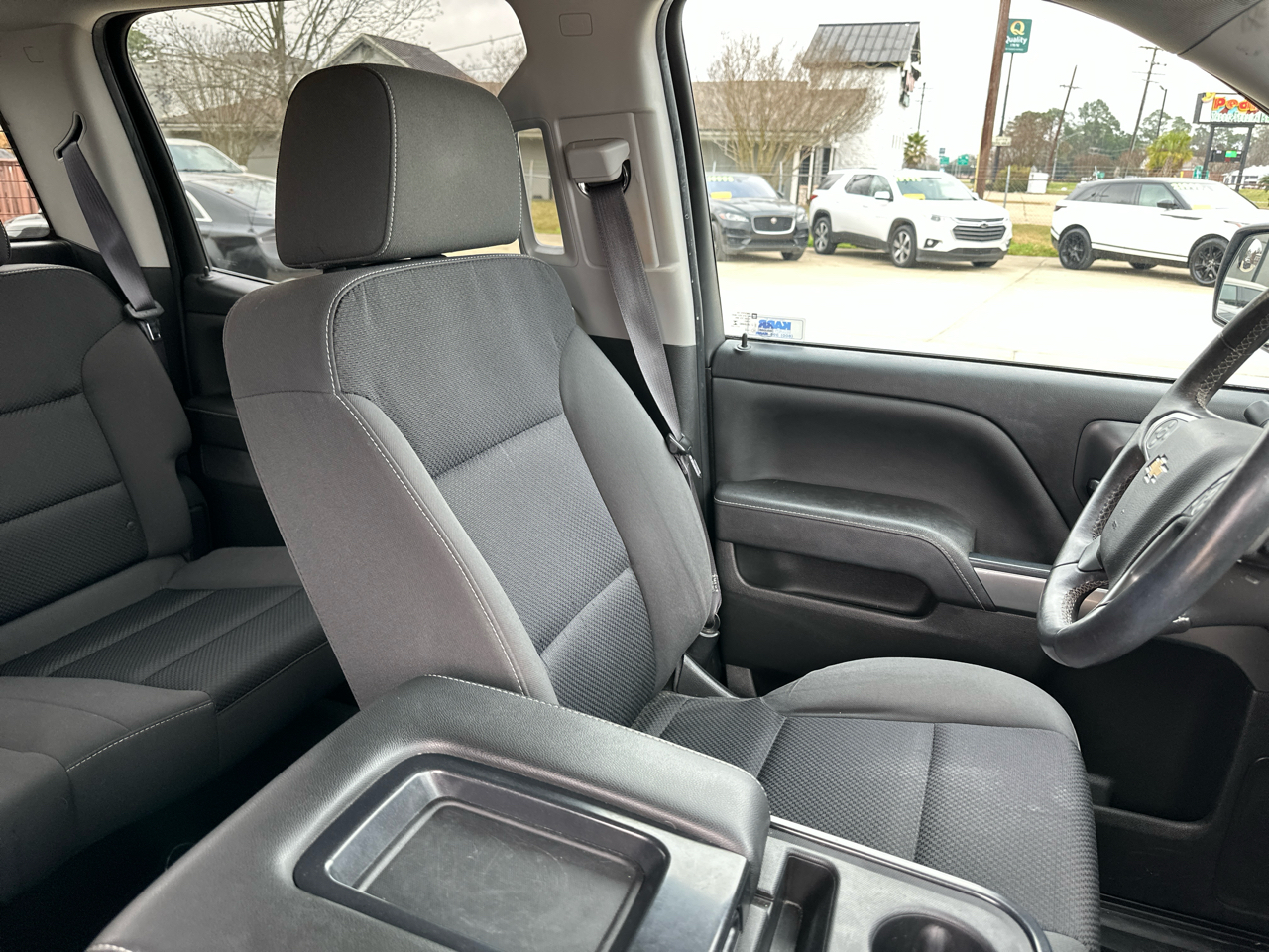 Chevrolet Silverado 1500 4WD Crew Cab 143.5" LT w/1LT 2017