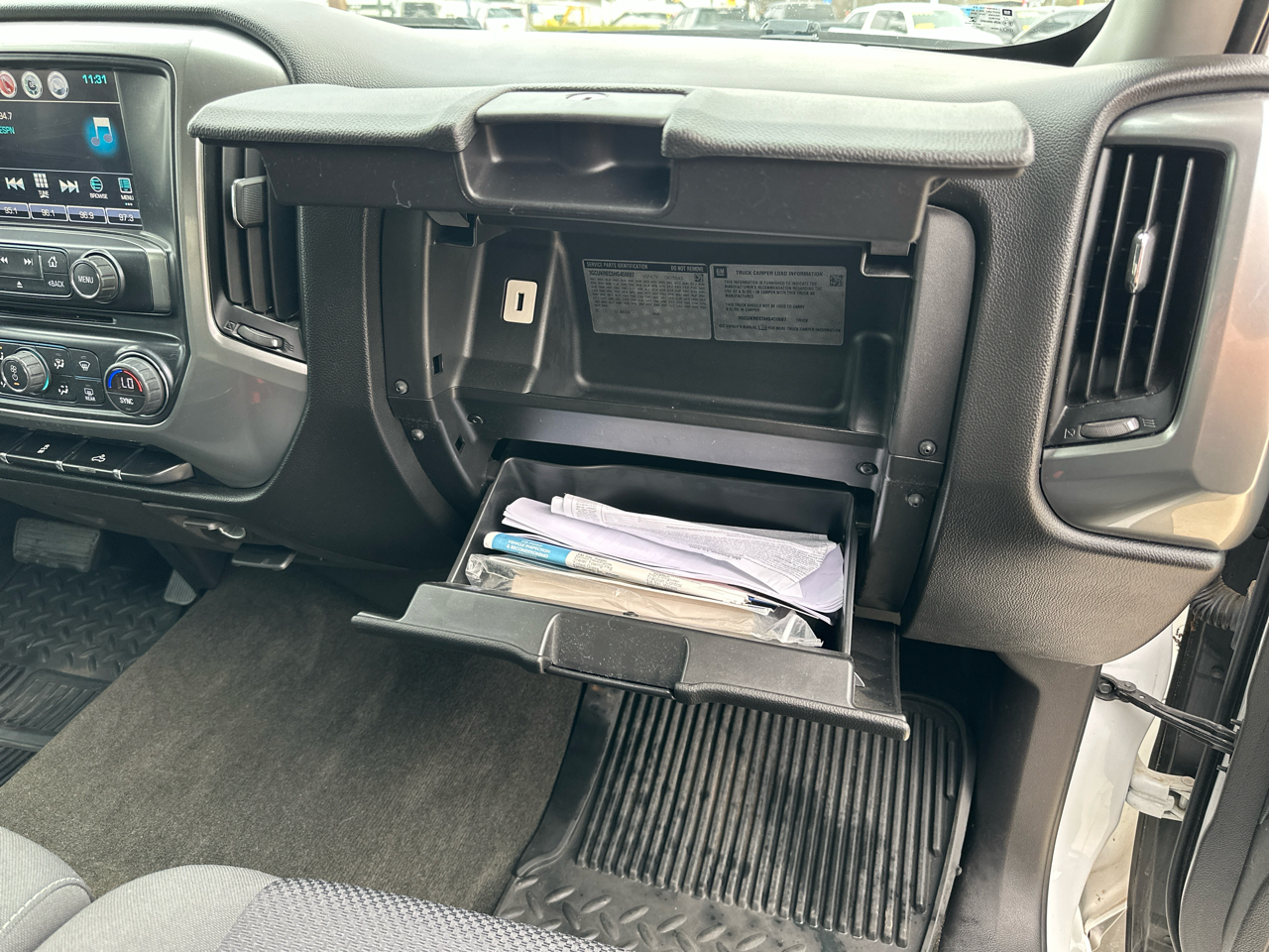 Chevrolet Silverado 1500 4WD Crew Cab 143.5" LT w/1LT 2017