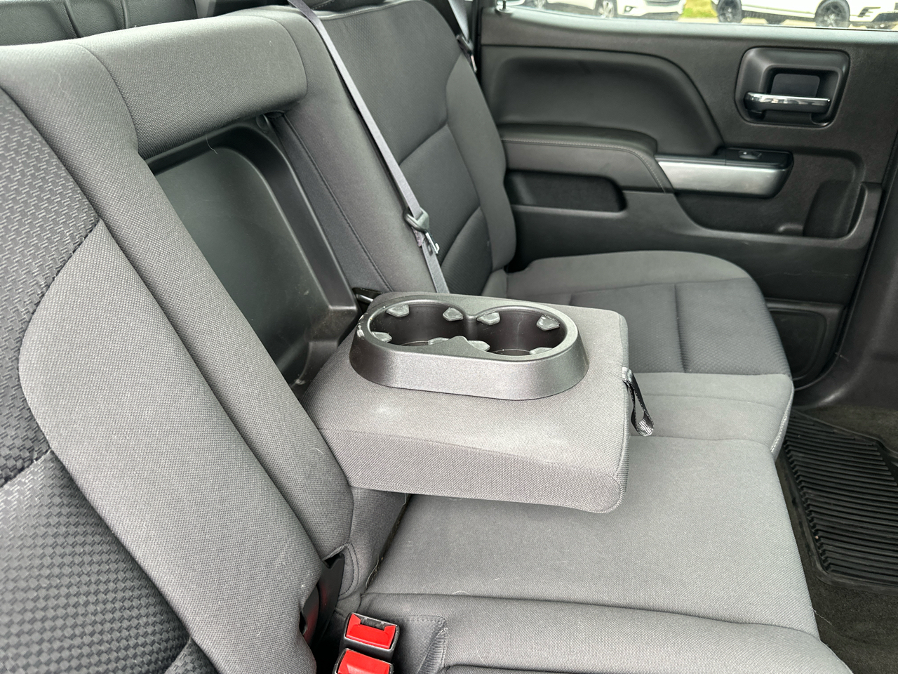 Chevrolet Silverado 1500 4WD Crew Cab 143.5" LT w/1LT 2017