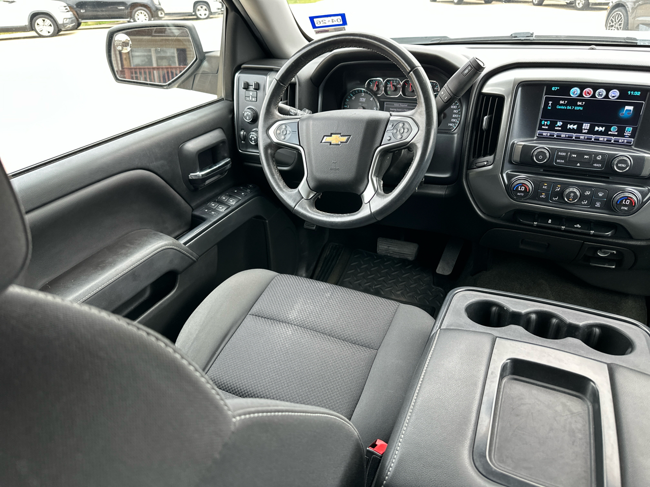 Chevrolet Silverado 1500 4WD Crew Cab 143.5" LT w/1LT 2017