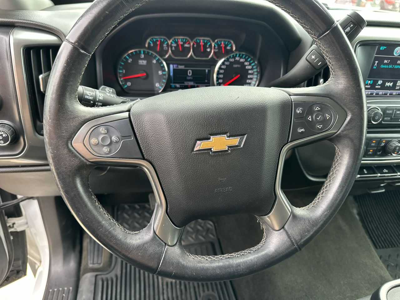 Chevrolet Silverado 1500 4WD Crew Cab 143.5" LT w/1LT 2017