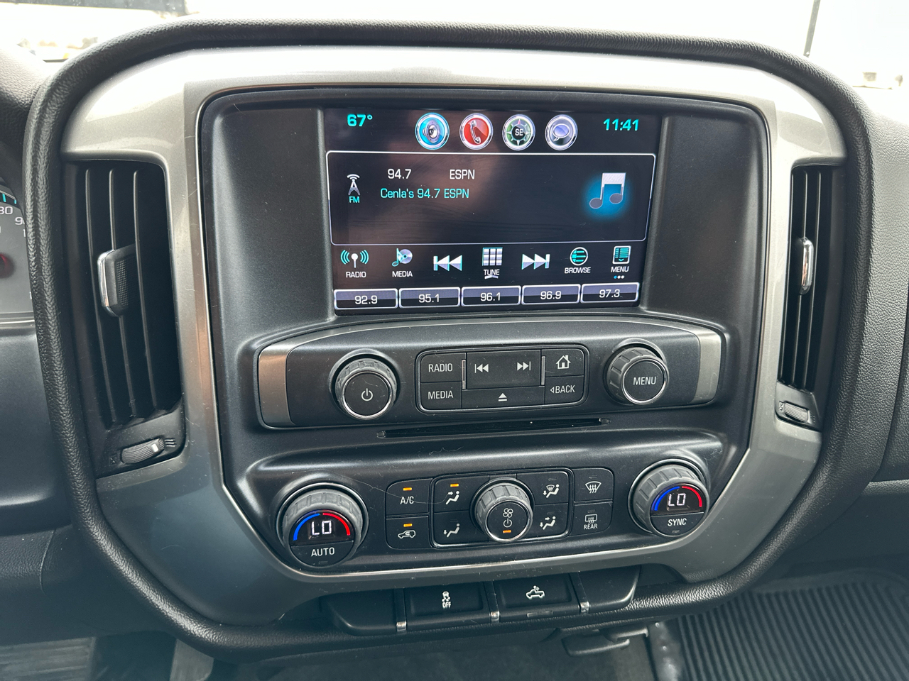 Chevrolet Silverado 1500 4WD Crew Cab 143.5" LT w/1LT 2017