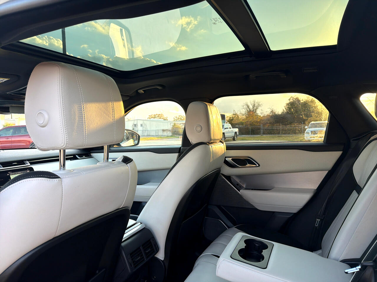 Land Rover Range Rover Velar P250 R-Dynamic SE 2019