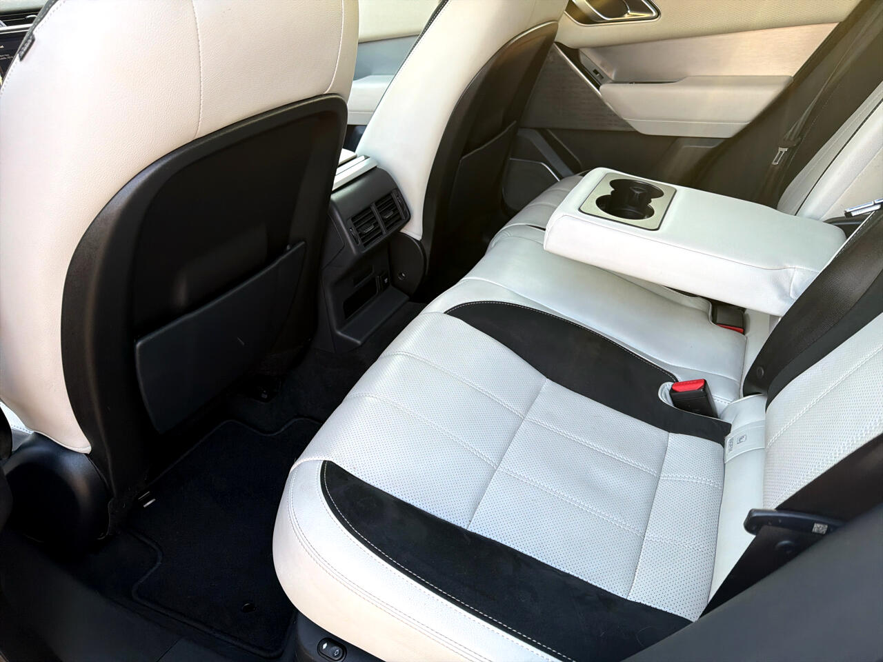 Land Rover Range Rover Velar P250 R-Dynamic SE 2019