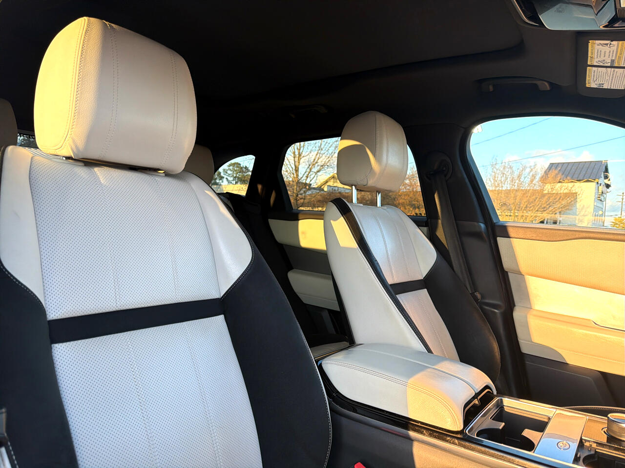 Land Rover Range Rover Velar P250 R-Dynamic SE 2019