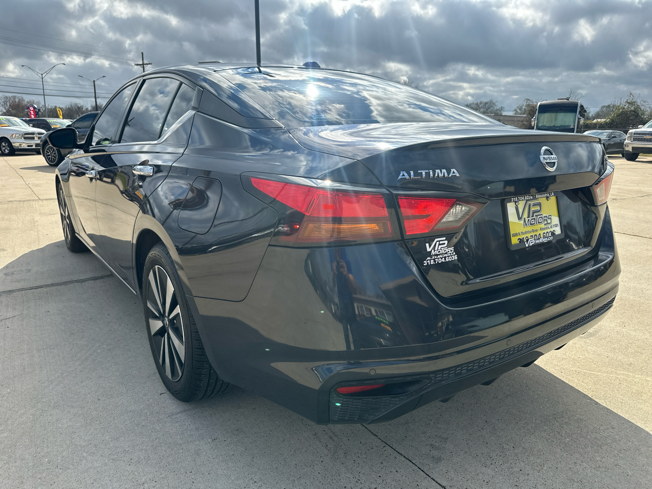 Nissan Altima 2.5 SV Sedan 2021