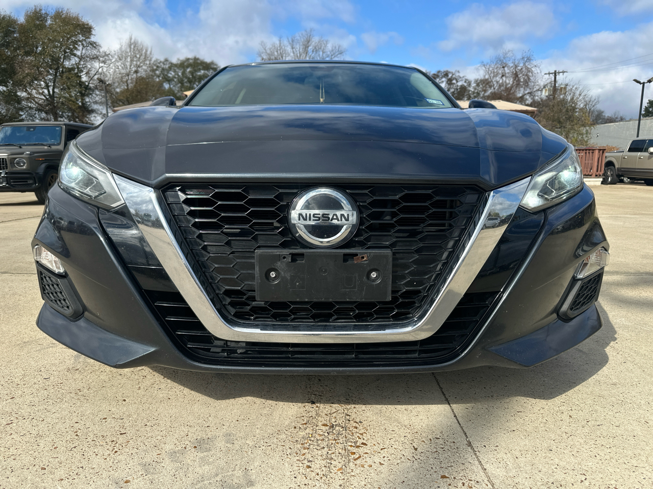 Nissan Altima 2.5 SV Sedan 2021