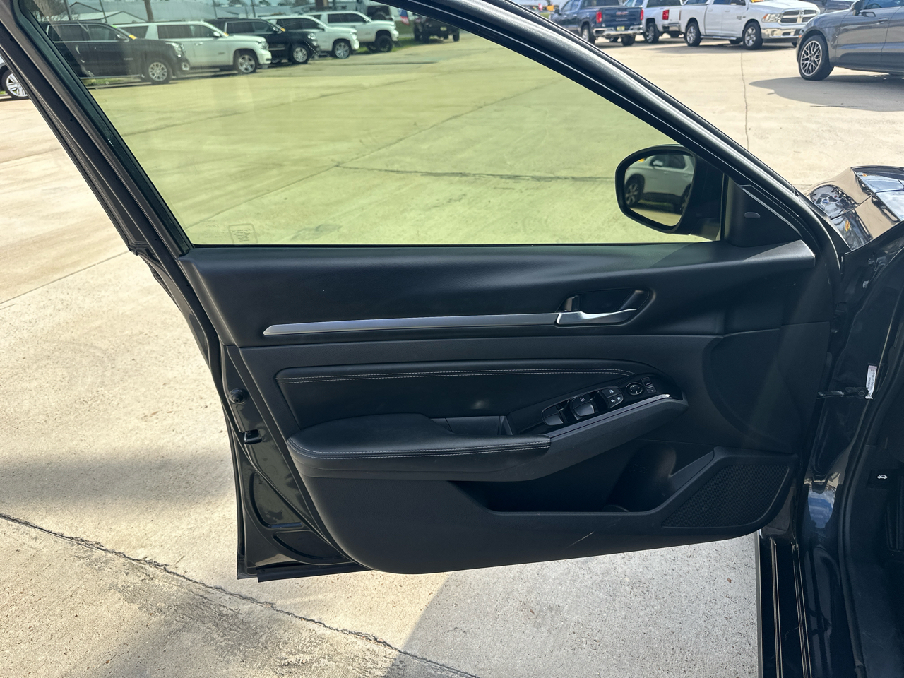 Nissan Altima 2.5 SV Sedan 2021