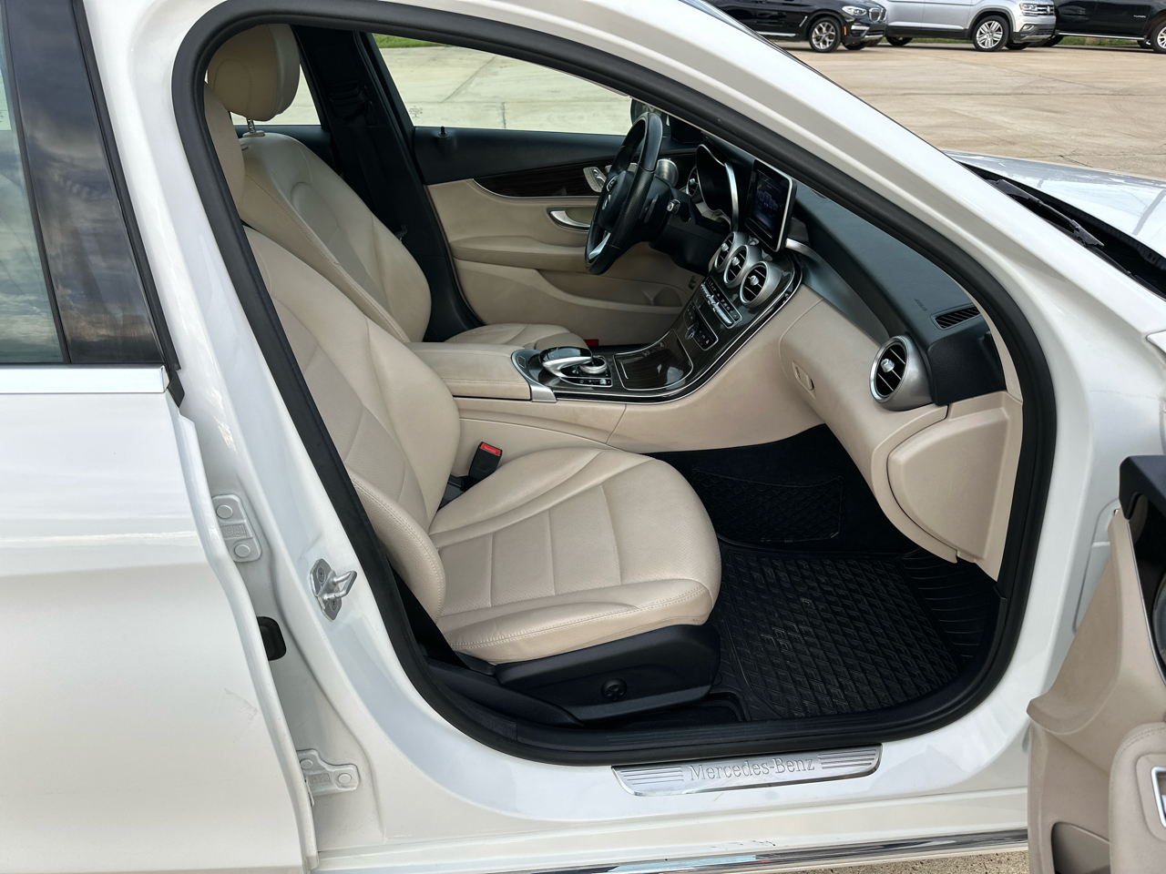 Mercedes-Benz C-Class 4dr Sdn C 300 4MATIC 2015